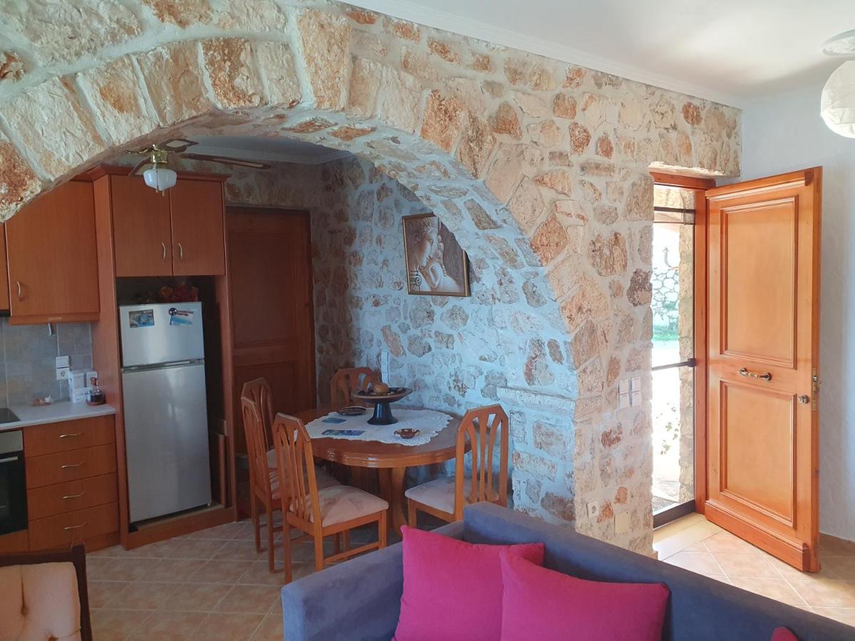 Nireas : Stone Villa Orthoniai Экстерьер фото